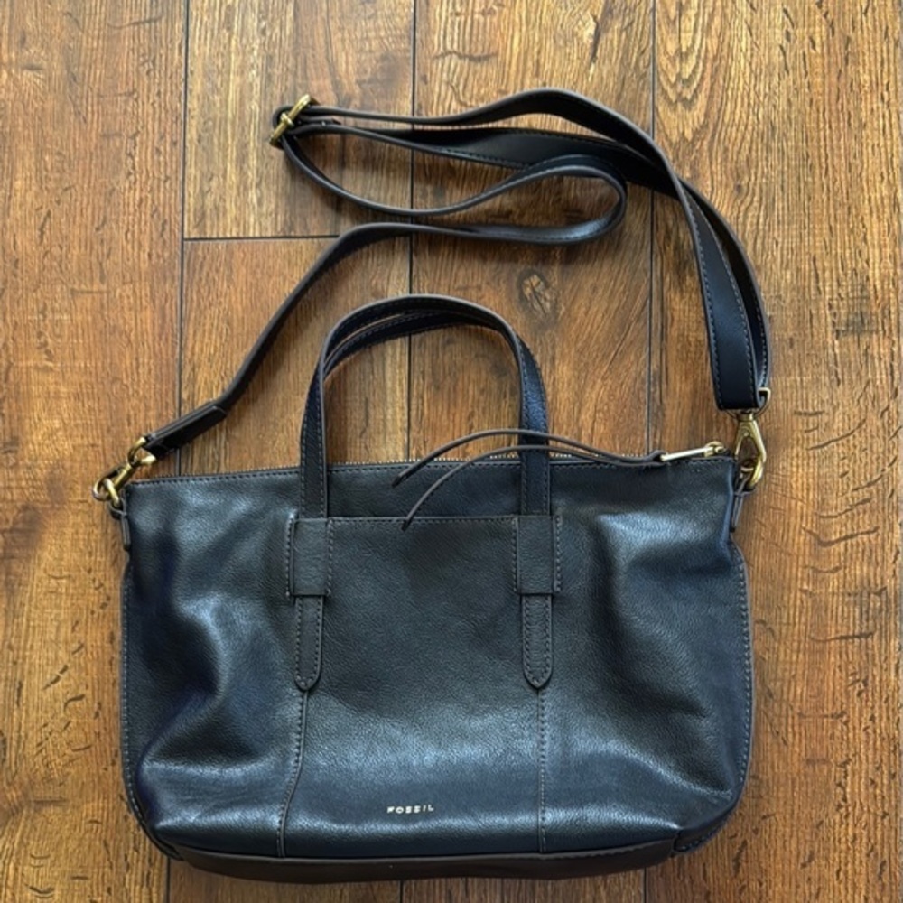 Fossil Black Leather Crossbody Bag